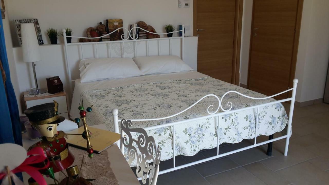 A casa di Desideria Hotel Monsampolo Del Tronto Esterno foto